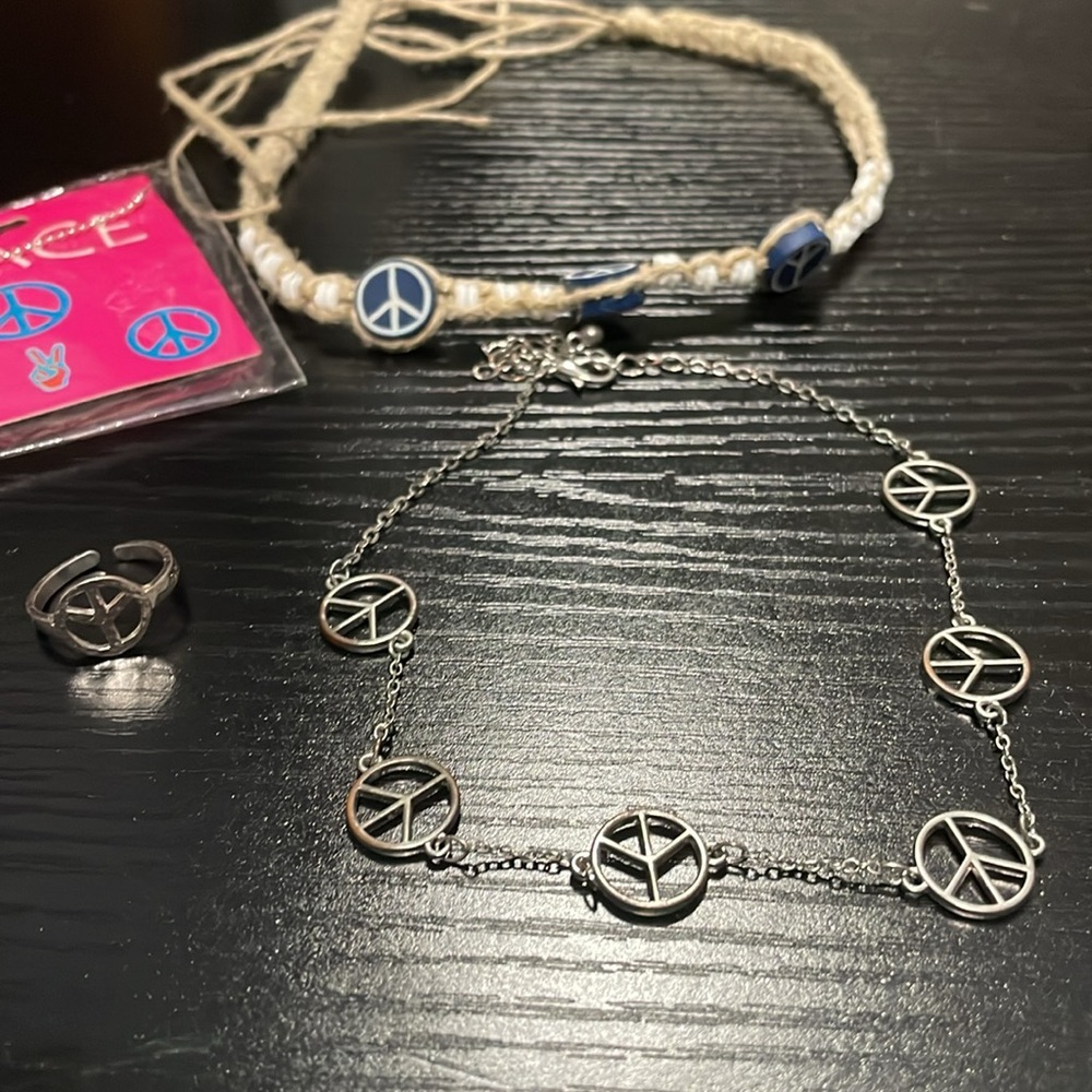 3 peace sign bracelets 3 necklaces and 1 ring all peace signs - Picture 2 of 5